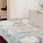 House Of Happy With Terrace Apartment
