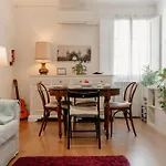 House Of Happy With Terrace Apartment