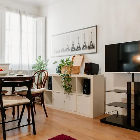 House Of Happy With Terrace