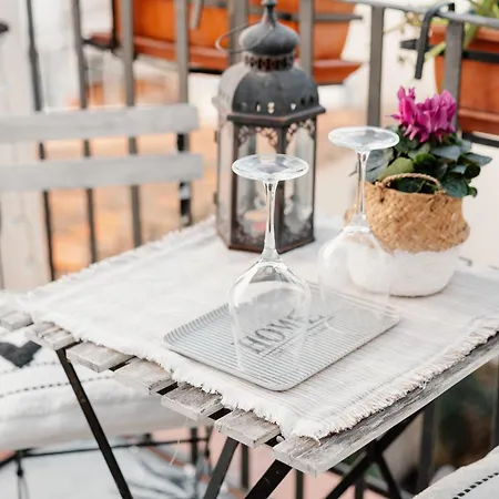 House Of Happy With Terrace *