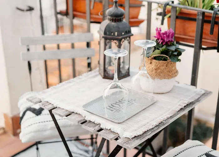 House Of Happy With Terrace *