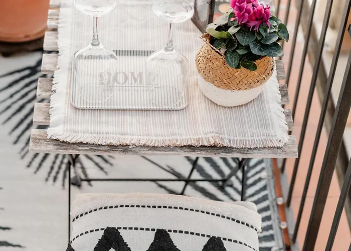 House Of Happy With Terrace Firenze
